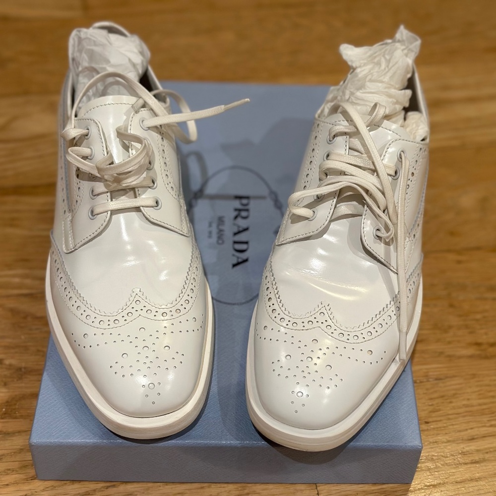 Prada Loafers whit, size 37